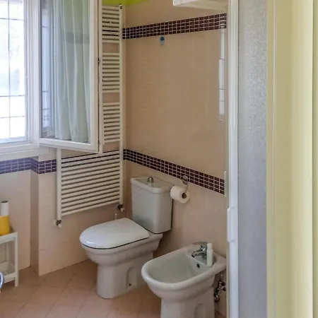 公寓 Cozy In With Kitchen 卢卡